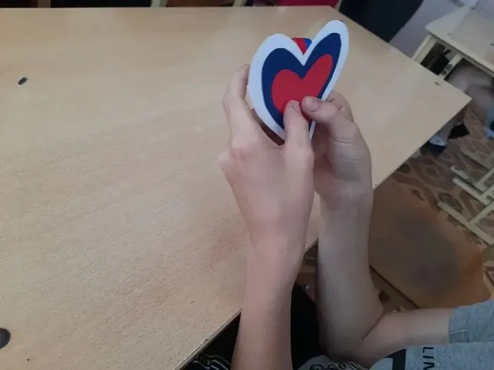 i (7)